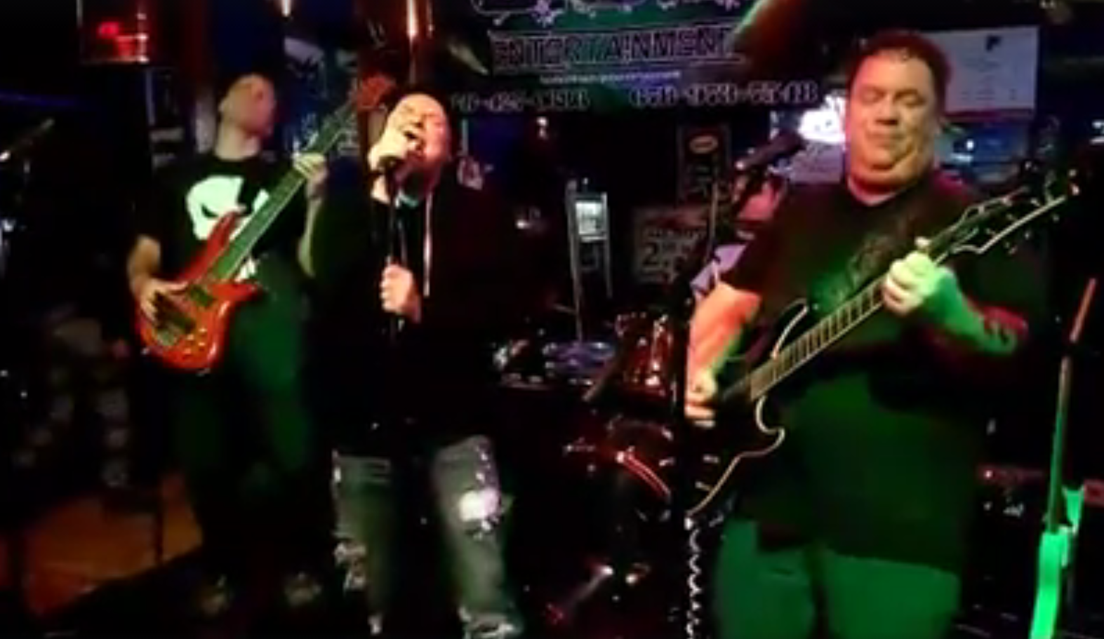 Your Girlfriend Rocks!